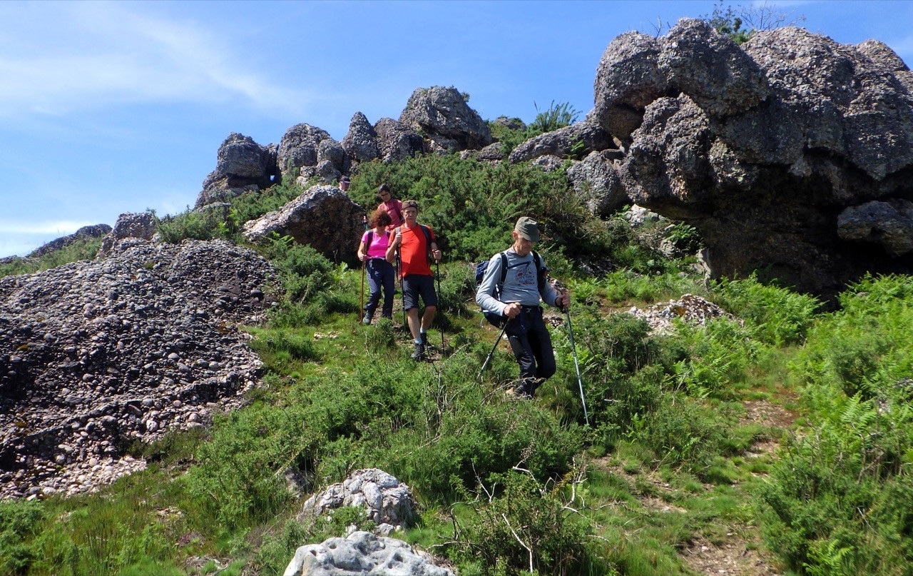 LA RHUNE DE COL EN COL DEPUIS SARE