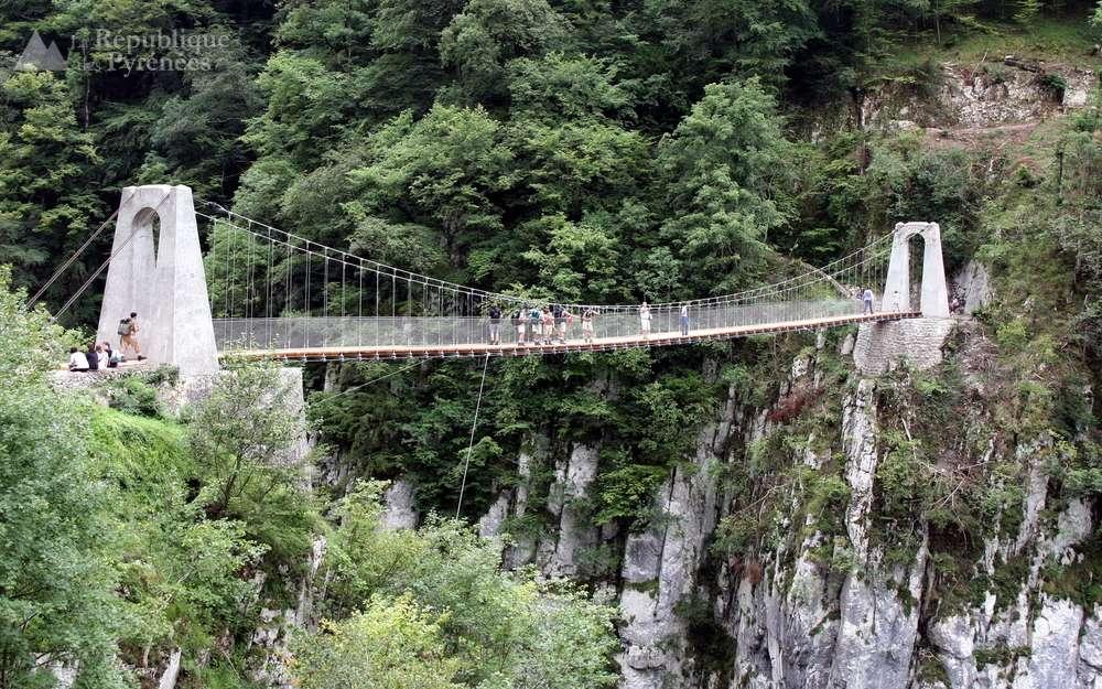 La passerelle d holzarte